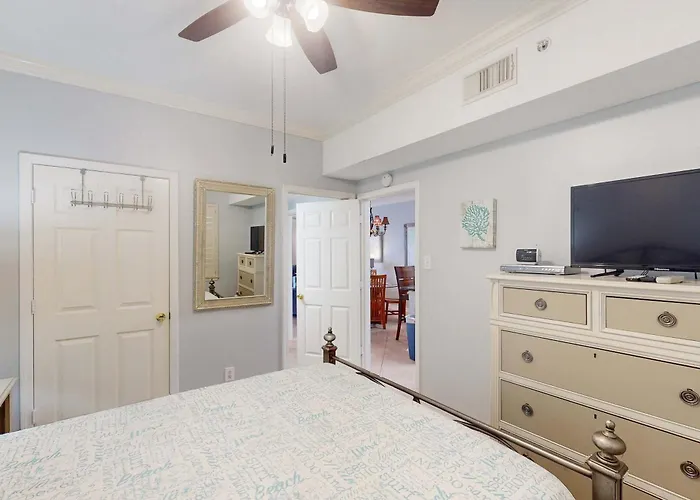 Beach-front With Pool Hot Tub Sauna Washer Dryer & Grill Holiday home Gulf Shores